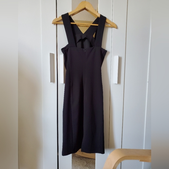 Zara black halter neck fitted dress-small - Picture 3 of 4
